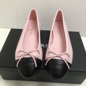 Chanel Pink and Black Women's Ballet Flats